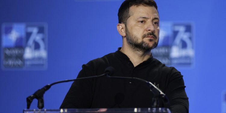 Zelenski ‘sve više paranoičan’ – Reuters — RT Rusija i bivši Sovjetski Savez