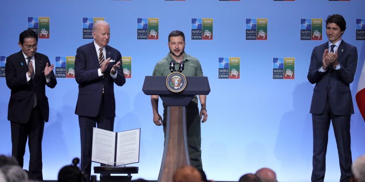 Zelenski traži da se ukinu sva ograničenja za dugometne napade na tlo Rusije