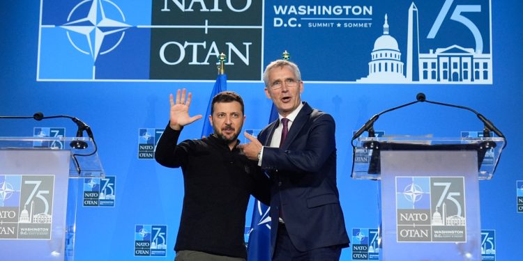 Zelenskyy kaže da Ukrajina ne može dobiti rat ako SAD ne ukine ograničenja napada na vojne ciljeve u Rusiji