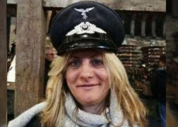 ‘NIJEDAN GLAS ZA PRLJAVE FAŠISTE’ Kandidatkinja francuskih parlamentarnih izbora povlači se zbog nacističkih simbola | NACIONAL.HR