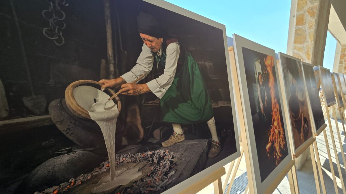 benkovac izlozba pecat  23