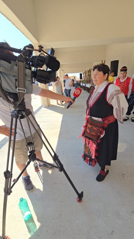 benkovac izlozba pecat  4