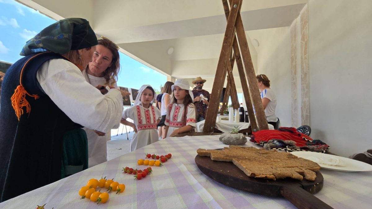 benkovac izlozba pecat  46