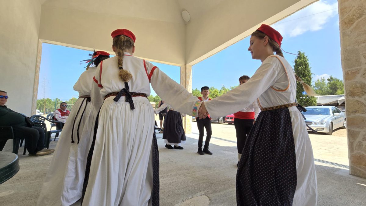 benkovac izlozba pecat  53