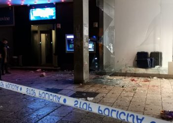 Grozne scene u centru Splita: 22 osobe razrezane staklom, jedna zadržana u bolnici