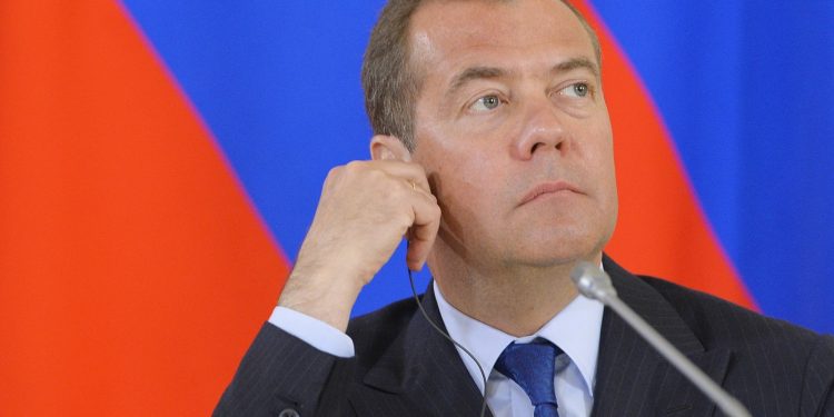 RUSKA VOJSKA Medvedev kaže da im se ove godine pridružilo 190 tisuća dobrovoljaca. ‘Novačimo oko tisuću ljudi na dan’ | NACIONAL.HR