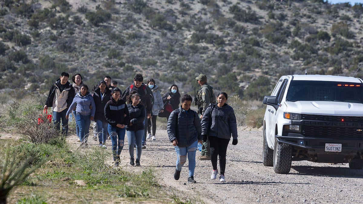 Migranti u blizini San Diega