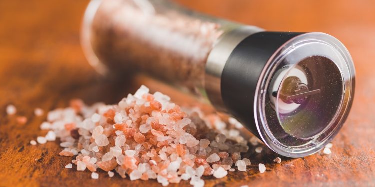 PRESOLJENA PLASTIKA S tržišta se zbog čestica plastike povlači i himalajska sol Kotanyi | NACIONAL.HR