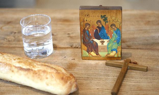 On evangelizira preko društvenih mreža: Ovo su njegovi savjeti za dobru korizmu