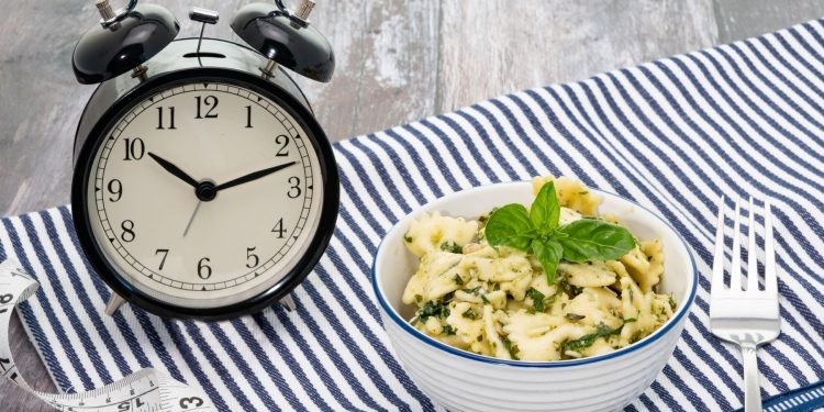 PRUŽITE ORGANIZMU PREDAH Isprekidani post i sve što trebate znati o njemu | NACIONAL.HR