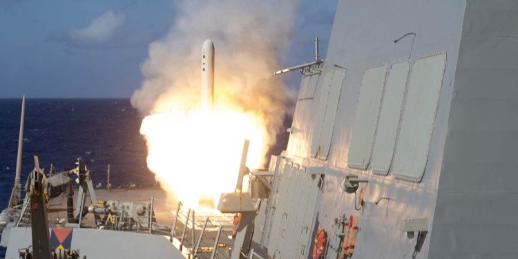 TOMAHAWK STIŽE Amerikanci u Njemačku prebacuju rakete kojima je u dometu Moskva. Evo o čemu je riječ | NACIONAL.HR