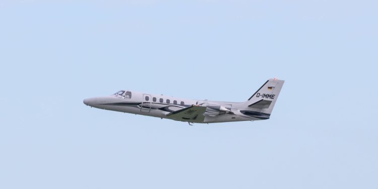 STEČAJ GEOFOTA Prodaje se avion kojim je Sanader letio u Milano, Rim i Beč | NACIONAL.HR