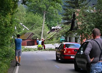 KAOS U ČEŠKOJ Muškarac poginuo u oluji, sedmero ozlijeđenih na festivalu | NACIONAL.HR