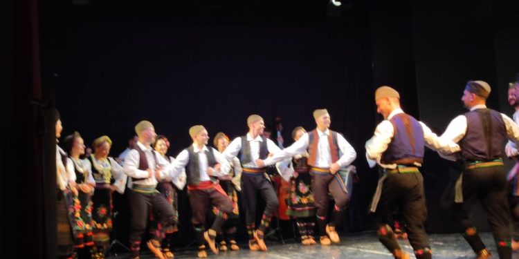 Jučer se u Splitu plesalo srpsko kolo. Evo o kojoj manifestaciji je riječ