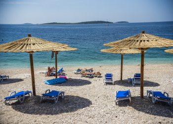 Potres pogodio turističko odredište: Umjesto kupanja, podrhtavanje tla