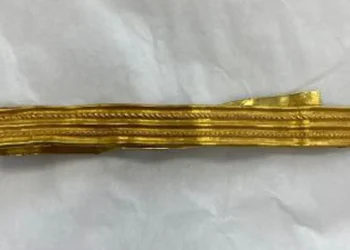 12-godišnjak pronašao zlatnu narukvicu dok je šetao psa, ispostavilo se da datira iz prvog stoljeća nove ere