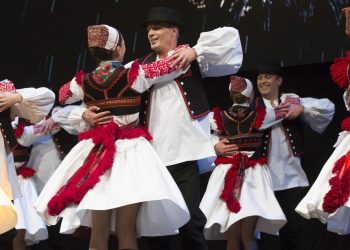 U Zadru ljetna škola hrvatskoga folklora, a završni koncert na terasi HI hostela