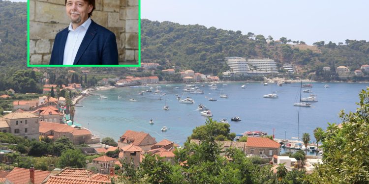 Slobodna Dalmacija – Pohlepa uzima dušu prekrasnim dalmatinskim plažama: Pretrpane su ležaljkama, uzurpira ih se kako kome padne na pamet