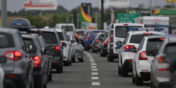 Tri prometne nesreće na autocesti A1, vozi se usporeno, u kolonama