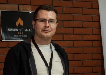 RECEPT ZA USPJEH Profesor latinskog jezika stvorio prvi bosanski ljuti umak koji “prži na sva tri jezika”