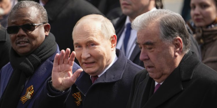 Ukrajina gori, rat poprima sablasnu dimenziju: ‘Promijenit ćemo nuklearnu doktrinu’