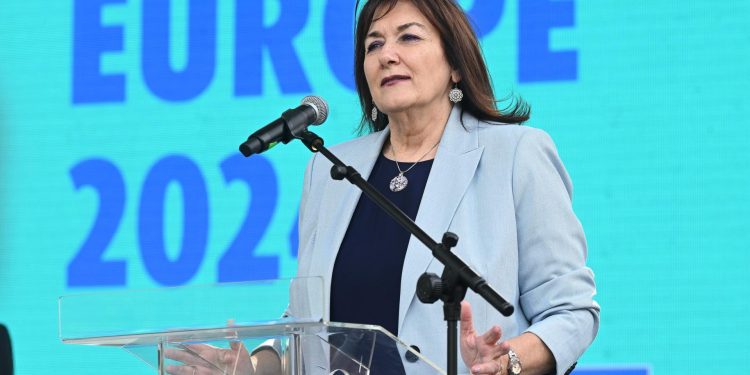 Dubravki Šuici smiješi se novi europski mandat. S ovom bi plaćom mogla preživjeti u Bruxellesu