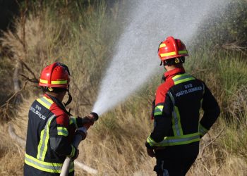 Slobodna Dalmacija – U požaru u Kaštelima izgorjele ‘zlatne parcele’ za veliki projekt poznatog splitskog poduzetnika: ‘Vi ste mi prvi glas!’
