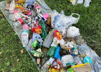 Slobodna Dalmacija – Što je sve plutalo u Matejuški? Nastavnici iz cijele Europe očistili Dioklecijanovu palaču i more oko lučice