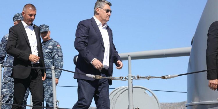 Evo zašto je Milanović naprasno zabranio vojnu vježbu u Kuparima: ovo je točno ono što mu je zasmetalo…