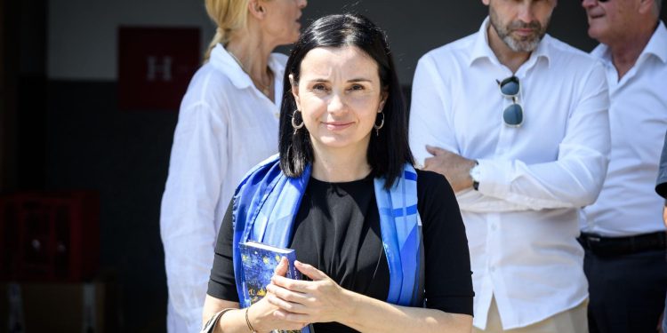 Slobodna Dalmacija – Ministrica Vučković: ‘Zapuštena imovina kumuje izbijanju požara, morat ćemo što prije napraviti akcijski plan’