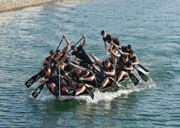 Slobodna Dalmacija – Traje borba za kup Slobodne Dalmacije. Svi ga žele, a samo jedna ekipa će ga dobiti. Pogledajte atmosferu iz Opuzena