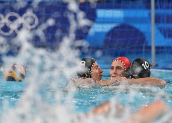 Drama, prepuna Arena izviždala suce, Hrvatska doznala suparnika u polufinalu, te kad igra