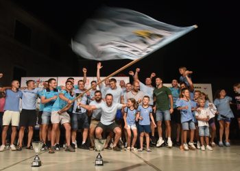 Slobodna Dalmacija – Veslački okršaj na Neretvi: Lađarima Slivna pripao tradicionalni Kup Slobodne Dalmacije, u subotu veliki spektakl