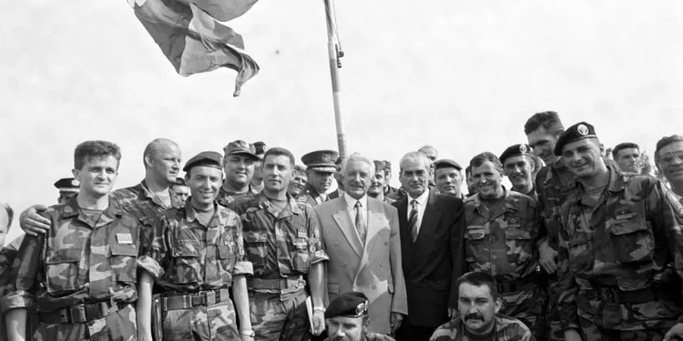 5. kolovoza 1995. drugi dan pobjedničke ‘Oluje’ – oslobođenje Knina