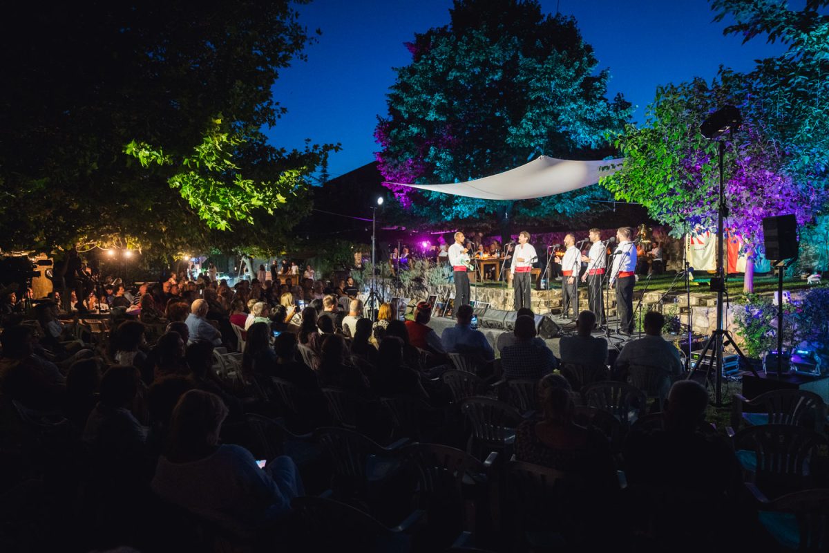 7 30 smotra klapa zrnovnica 33