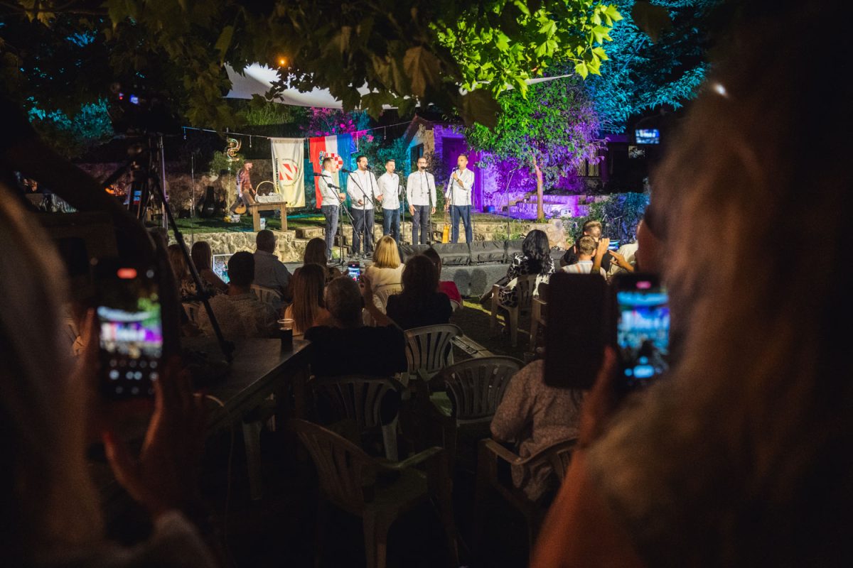 7 30 smotra klapa zrnovnica 46