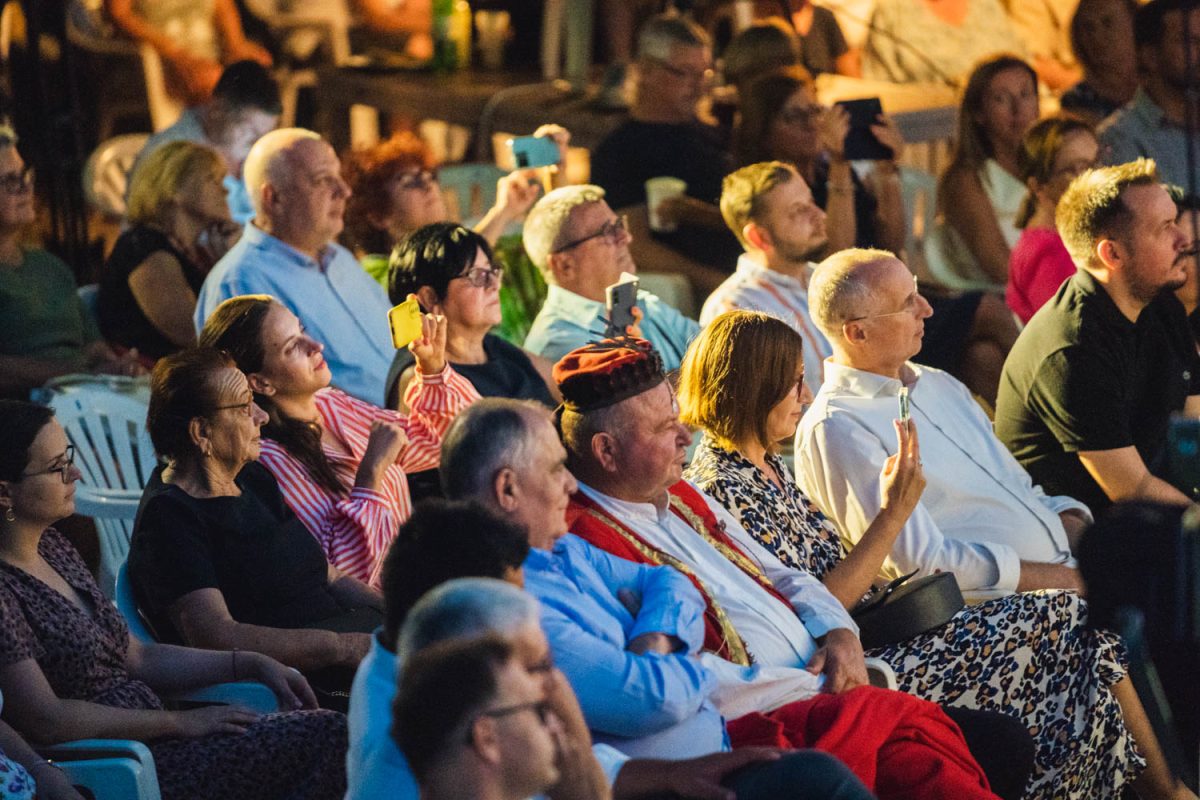 7 30 smotra klapa zrnovnica 7
