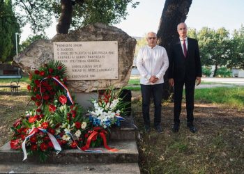 OBILJEŽENA 83. OBLJETNICA FORMIRANJA I STRIJELJANJA PRVOG SPLITSKOG I SOLINSKOG PARTIZANSKOG ODREDA “Svoji su na svome htjeli biti i jezikom svojim htjeli govoriti. Sve drugo, u današnje vrijeme je politika”