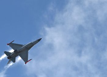 Američki avioni uočeni iznad Ukrajine (VIDEO) — RT Rusija i bivši Sovjetski Savez