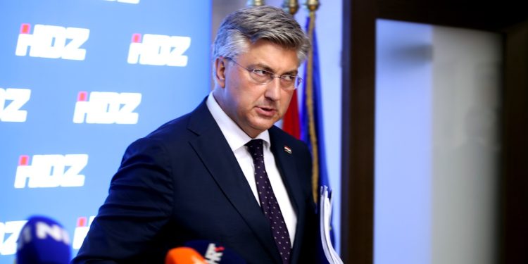 STO DANA PLENKOVIĆEVE VLADE ‘Veliki novac nestaje u korupciji. Za šefa Jadrolinije postavio je nesposobnog čovjeka’ | NACIONAL.HR