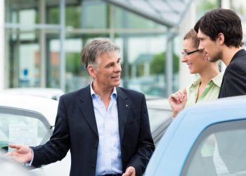 Auto Klub – Izbjegnite početničke greške i zamke prodavača: Pet savjeta za neiskusne kod kupovine rabljenog auta