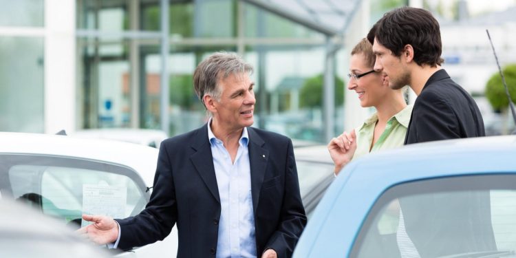 Auto Klub – Izbjegnite početničke greške i zamke prodavača: Pet savjeta za neiskusne kod kupovine rabljenog auta