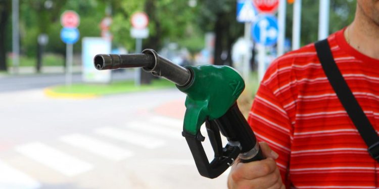 Auto Klub – Koliko kilometara možete prijeći na rezervi? Ovih deset automobila prelaze najveću udaljenost