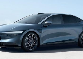 Auto Klub – ‘Pun’ za 10 minuta: Zeekr 007 je ‘električni automobil s najbržim punjenjem na svijetu’