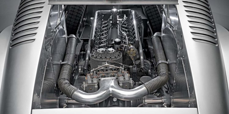 Auto Klub – Rimčev Bugatti Tourbillon više nije jedini: Audi ‘s malim kašnjenjem’ predstavio supersportaša s V16 motorom