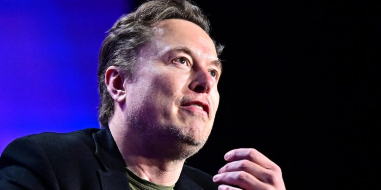 Auto Klub – Što se događa s Muskom? Musk: ‘Ne bismo trebali ocrnjivati industriju nafte i plina’