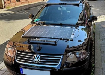 Auto Klub – Tuning iz pakla: Policija zaustavila Passat ‘naoružan’ solarnim pločama, daskama, vrećom za smeće…