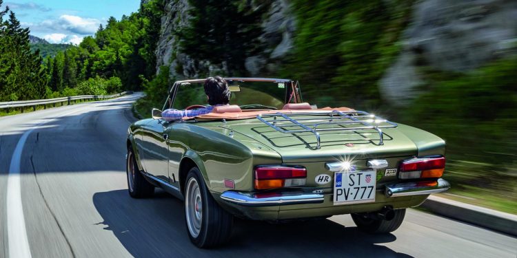 Auto Klub – Za vozačke gušte ‘stare škole’: Kultni Fiat 124 Sport Spider iz 1980. pronašli smo u Duću pored Splita