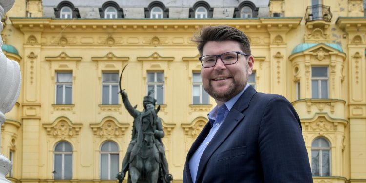 BLOKADA POLITIČKOG SUSTAVA ‘SDP je spreman na to ako HDZ bude inzistirao na kvarnim kandidatima za Ustavni sud’ | NACIONAL.HR