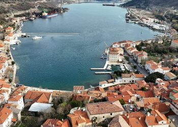 U Bakru napadnuti mladići, oni skočili u more – Tražili ih pomorska policija i lučka kapetanija